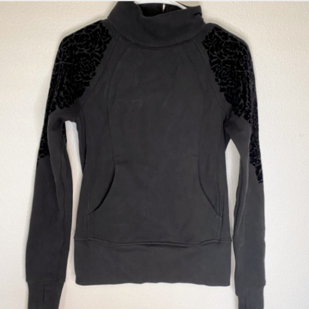 Lululemon Floral Flock Mock Neck Pullover Sweatshirt Black 4